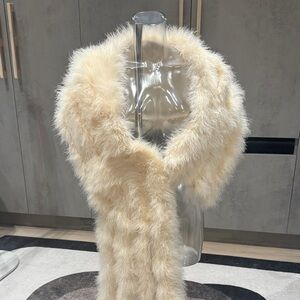 Elegant Cream Faux Fur Women's Cape